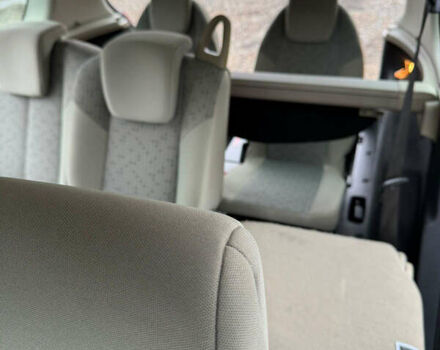 Серый Рено Гранд Сценик, объемом двигателя 1.6 л и пробегом 230 тыс. км за 5800 $, фото 46 на Automoto.ua