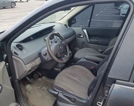 Серый Рено Гранд Сценик, объемом двигателя 1.46 л и пробегом 311 тыс. км за 4500 $, фото 6 на Automoto.ua