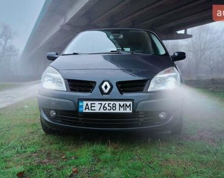 Серый Рено Гранд Сценик, объемом двигателя 1.46 л и пробегом 268 тыс. км за 5199 $, фото 7 на Automoto.ua