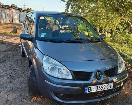 Серый Рено Гранд Сценик, объемом двигателя 1.5 л и пробегом 216 тыс. км за 6600 $, фото 4 на Automoto.ua