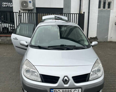 Серый Рено Гранд Сценик, объемом двигателя 1.5 л и пробегом 205 тыс. км за 6300 $, фото 1 на Automoto.ua