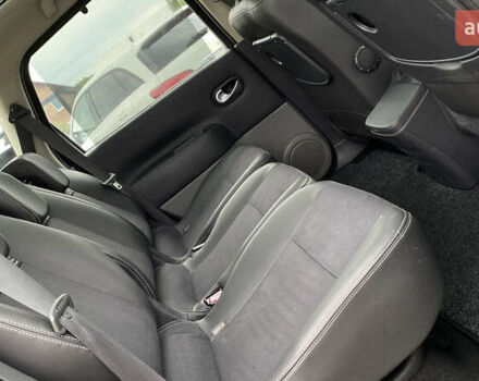 Серый Рено Гранд Сценик, объемом двигателя 2 л и пробегом 264 тыс. км за 5899 $, фото 33 на Automoto.ua