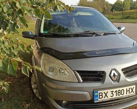 Серый Рено Гранд Сценик, объемом двигателя 1.6 л и пробегом 280 тыс. км за 5799 $, фото 41 на Automoto.ua