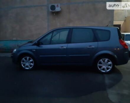 Серый Рено Гранд Сценик, объемом двигателя 1.5 л и пробегом 216 тыс. км за 6600 $, фото 20 на Automoto.ua