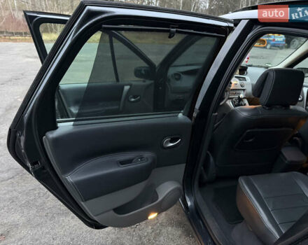 Серый Рено Гранд Сценик, объемом двигателя 2 л и пробегом 140 тыс. км за 5750 $, фото 18 на Automoto.ua