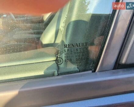 Сірий Рено Гранд Сценік, об'ємом двигуна 2 л та пробігом 195 тис. км за 5600 $, фото 22 на Automoto.ua