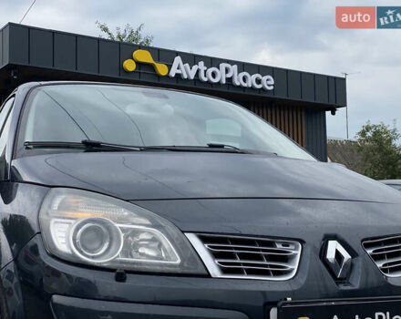 Серый Рено Гранд Сценик, объемом двигателя 2 л и пробегом 264 тыс. км за 5899 $, фото 5 на Automoto.ua