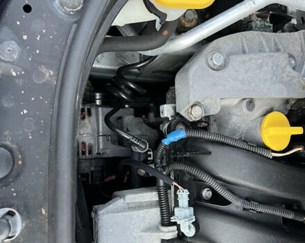 Серый Рено Гранд Сценик, объемом двигателя 2 л и пробегом 235 тыс. км за 4600 $, фото 65 на Automoto.ua