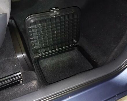 Серый Рено Гранд Сценик, объемом двигателя 1.5 л и пробегом 216 тыс. км за 6600 $, фото 45 на Automoto.ua