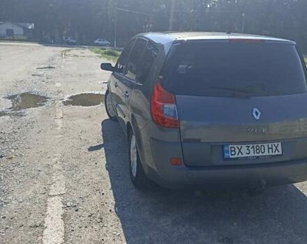 Серый Рено Гранд Сценик, объемом двигателя 1.6 л и пробегом 280 тыс. км за 5799 $, фото 33 на Automoto.ua