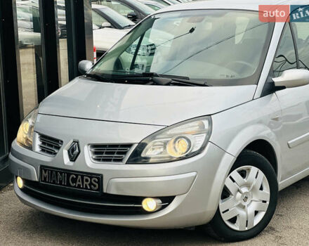 Серый Рено Гранд Сценик, объемом двигателя 1.6 л и пробегом 182 тыс. км за 6900 $, фото 1 на Automoto.ua