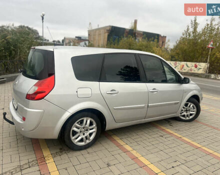 Сірий Рено Гранд Сценік, об'ємом двигуна 1.5 л та пробігом 170 тис. км за 4700 $, фото 5 на Automoto.ua