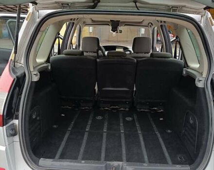 Серый Рено Гранд Сценик, объемом двигателя 1.5 л и пробегом 269 тыс. км за 5500 $, фото 12 на Automoto.ua