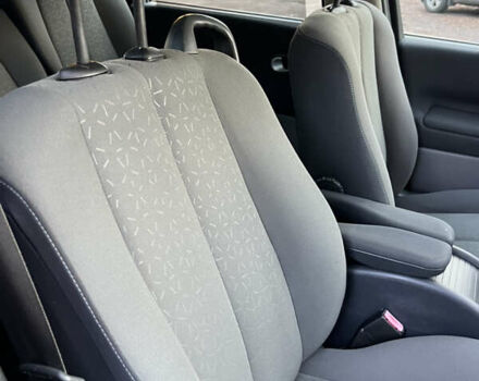 Серый Рено Гранд Сценик, объемом двигателя 2 л и пробегом 235 тыс. км за 4600 $, фото 44 на Automoto.ua