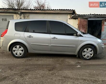Серый Рено Гранд Сценик, объемом двигателя 1.46 л и пробегом 263 тыс. км за 6100 $, фото 1 на Automoto.ua