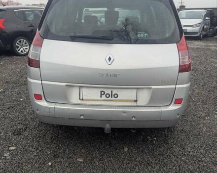 Серый Рено Гранд Сценик, объемом двигателя 2 л и пробегом 220 тыс. км за 5200 $, фото 4 на Automoto.ua