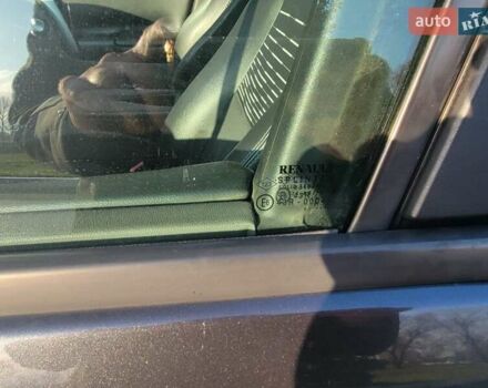 Сірий Рено Гранд Сценік, об'ємом двигуна 2 л та пробігом 195 тис. км за 5600 $, фото 23 на Automoto.ua
