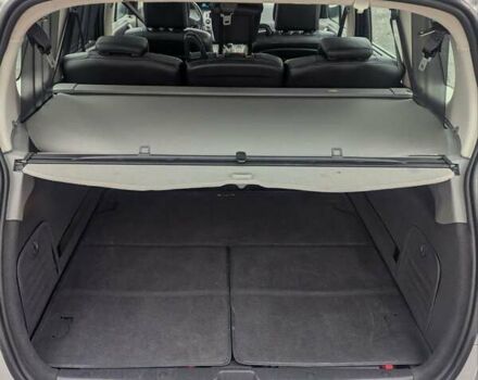 Серый Рено Гранд Сценик, объемом двигателя 2 л и пробегом 220 тыс. км за 5200 $, фото 12 на Automoto.ua