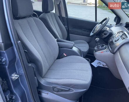 Сірий Рено Гранд Сценік, об'ємом двигуна 1.6 л та пробігом 198 тис. км за 5950 $, фото 27 на Automoto.ua