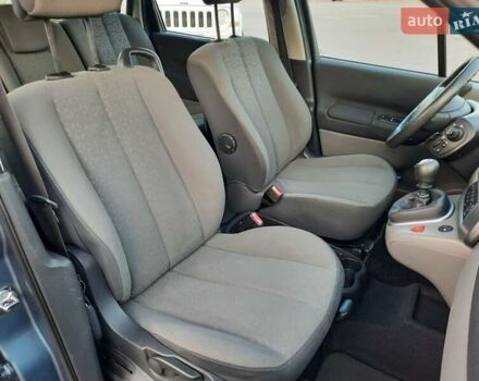 Серый Рено Гранд Сценик, объемом двигателя 1.6 л и пробегом 194 тыс. км за 6300 $, фото 122 на Automoto.ua