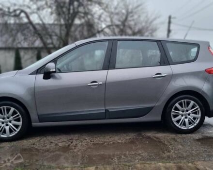 Сірий Рено Гранд Сценік, об'ємом двигуна 1.5 л та пробігом 243 тис. км за 6600 $, фото 4 на Automoto.ua