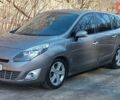 Серый Рено Гранд Сценик, объемом двигателя 1.87 л и пробегом 297 тыс. км за 6100 $, фото 1 на Automoto.ua