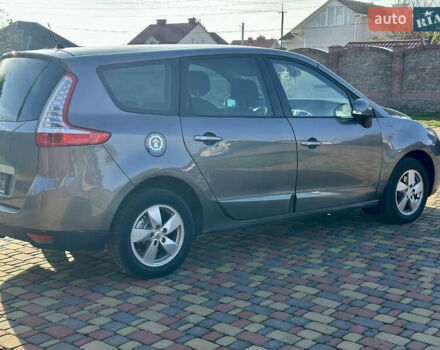 Серый Рено Гранд Сценик, объемом двигателя 1.5 л и пробегом 245 тыс. км за 6299 $, фото 6 на Automoto.ua