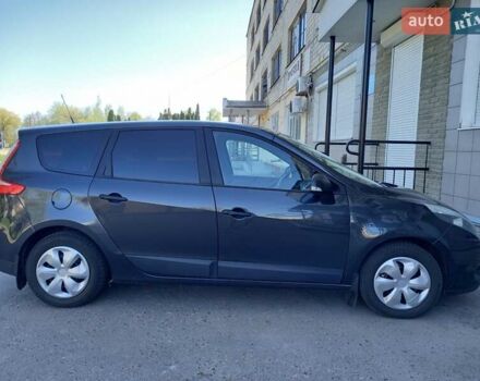 Сірий Рено Гранд Сценік, об'ємом двигуна 1.5 л та пробігом 229 тис. км за 6900 $, фото 15 на Automoto.ua