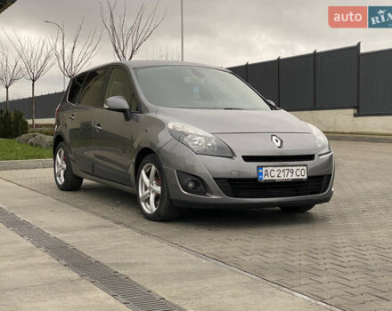 Серый Рено Гранд Сценик, объемом двигателя 1.46 л и пробегом 243 тыс. км за 6900 $, фото 7 на Automoto.ua