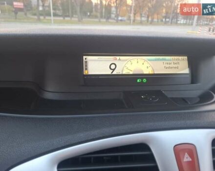 Рено Гранд Сценик 2009 в Черкассах на Automoto.ua Серый Рено Гранд Сценик, объемом двигателя 1.5 л и пробегом 275 тыс. км за 7500 $, фото 28 на Automoto.ua