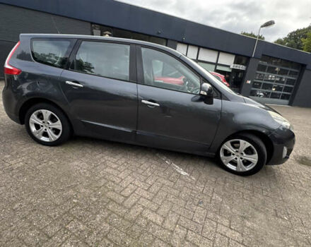 Рено Гранд Сценик 2009 в Луцке на Automoto.ua Серый Рено Гранд Сценик, объемом двигателя 1.4 л и пробегом 205 тыс. км за 5300 $, фото 7 на Automoto.ua