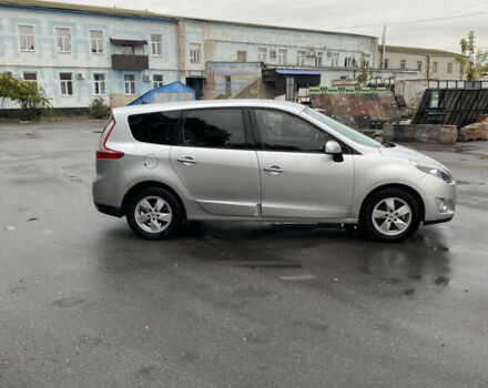 Серый Рено Гранд Сценик, объемом двигателя 1.46 л и пробегом 330 тыс. км за 6500 $, фото 3 на Automoto.ua