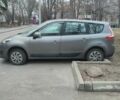 Серый Рено Гранд Сценик, объемом двигателя 1.9 л и пробегом 375 тыс. км за 6900 $, фото 1 на Automoto.ua