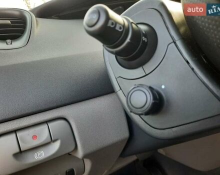 Серый Рено Гранд Сценик, объемом двигателя 1.6 л и пробегом 194 тыс. км за 6300 $, фото 48 на Automoto.ua