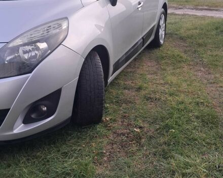 Серый Рено Гранд Сценик, объемом двигателя 1.5 л и пробегом 262 тыс. км за 6899 $, фото 5 на Automoto.ua