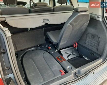 Серый Рено Гранд Сценик, объемом двигателя 1.6 л и пробегом 194 тыс. км за 6300 $, фото 92 на Automoto.ua