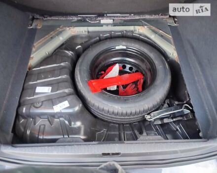 Серый Рено Гранд Сценик, объемом двигателя 1.4 л и пробегом 257 тыс. км за 5800 $, фото 16 на Automoto.ua