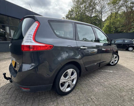 Рено Гранд Сценик 2009 в Луцке на Automoto.ua Серый Рено Гранд Сценик, объемом двигателя 1.4 л и пробегом 205 тыс. км за 5300 $, фото 2 на Automoto.ua