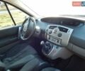Серый Рено Гранд Сценик, объемом двигателя 2 л и пробегом 288 тыс. км за 5900 $, фото 16 на Automoto.ua