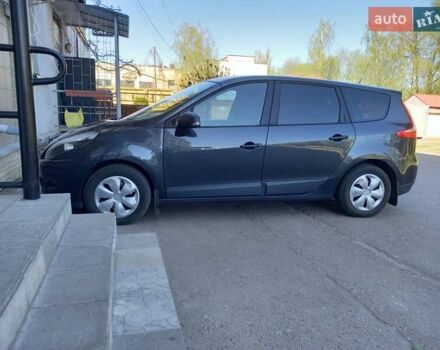 Сірий Рено Гранд Сценік, об'ємом двигуна 1.5 л та пробігом 229 тис. км за 6900 $, фото 23 на Automoto.ua