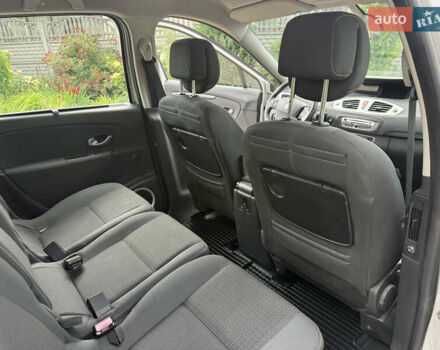 Серый Рено Гранд Сценик, объемом двигателя 1.4 л и пробегом 228 тыс. км за 6500 $, фото 8 на Automoto.ua