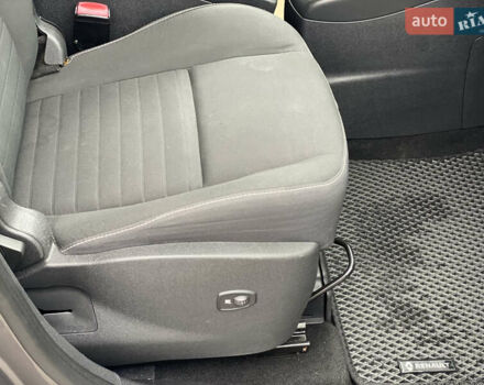 Серый Рено Гранд Сценик, объемом двигателя 1.46 л и пробегом 243 тыс. км за 6900 $, фото 16 на Automoto.ua