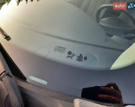 Серый Рено Гранд Сценик, объемом двигателя 1.6 л и пробегом 194 тыс. км за 6300 $, фото 31 на Automoto.ua