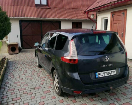 Серый Рено Гранд Сценик, объемом двигателя 1.46 л и пробегом 243 тыс. км за 6999 $, фото 3 на Automoto.ua