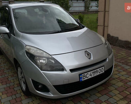 Серый Рено Гранд Сценик, объемом двигателя 1.46 л и пробегом 292 тыс. км за 5999 $, фото 2 на Automoto.ua