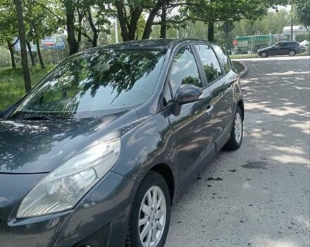 Серый Рено Гранд Сценик, объемом двигателя 1.4 л и пробегом 205 тыс. км за 6200 $, фото 3 на Automoto.ua