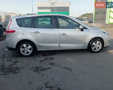 Серый Рено Гранд Сценик, объемом двигателя 1.9 л и пробегом 261 тыс. км за 6500 $, фото 6 на Automoto.ua