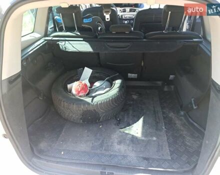 Сірий Рено Гранд Сценік, об'ємом двигуна 1.6 л та пробігом 204 тис. км за 7300 $, фото 18 на Automoto.ua