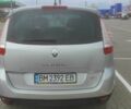 Серый Рено Гранд Сценик, объемом двигателя 1.5 л и пробегом 299 тыс. км за 7200 $, фото 4 на Automoto.ua