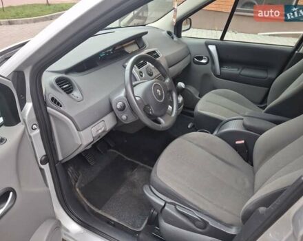 Сірий Рено Гранд Сценік, об'ємом двигуна 1.6 л та пробігом 212 тис. км за 6500 $, фото 29 на Automoto.ua